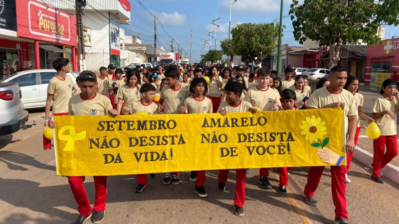 Escola Estadual Cívico-Militar Joana Ribeiro Amed promove passeata da Inclusão e Setembro Amarelo em Epitaciolândia