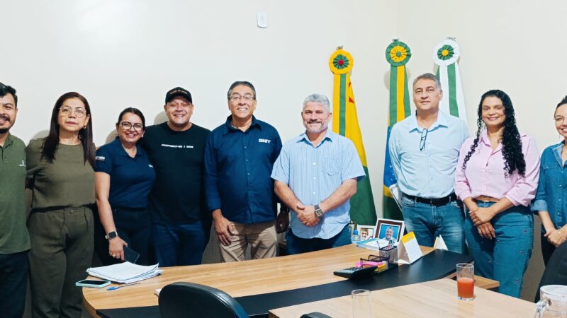 Superintendente do DNIT se reune com prefeito  para tratar da retomada da obra do Anel Viário em Epitaciolândia