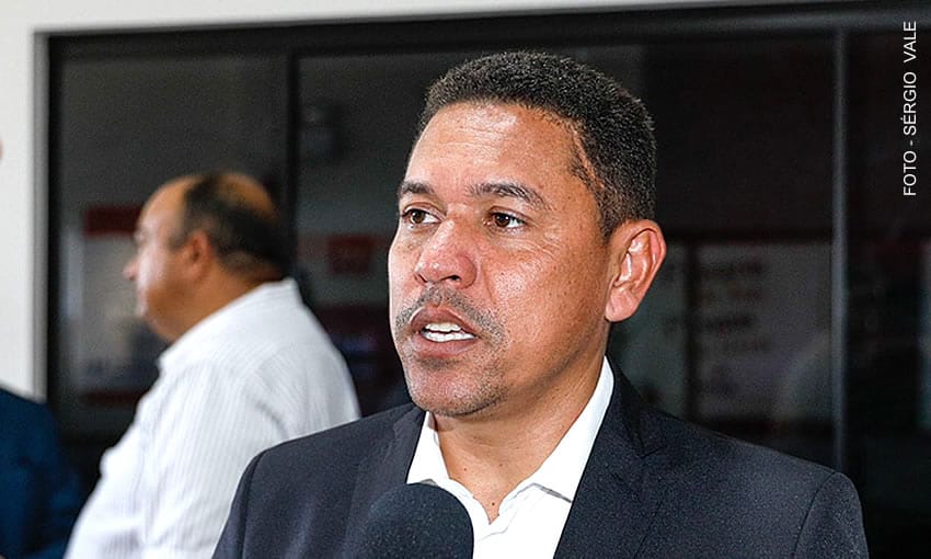 Extra: Prefeito de Assis Brasil reage à operação da PF e critica antecipação de julgamento