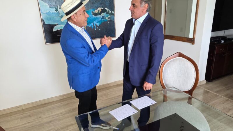 Bocalom retorna ao PSDB e tem filiação abonada por Aécio Neves: “Vamos fazer história”