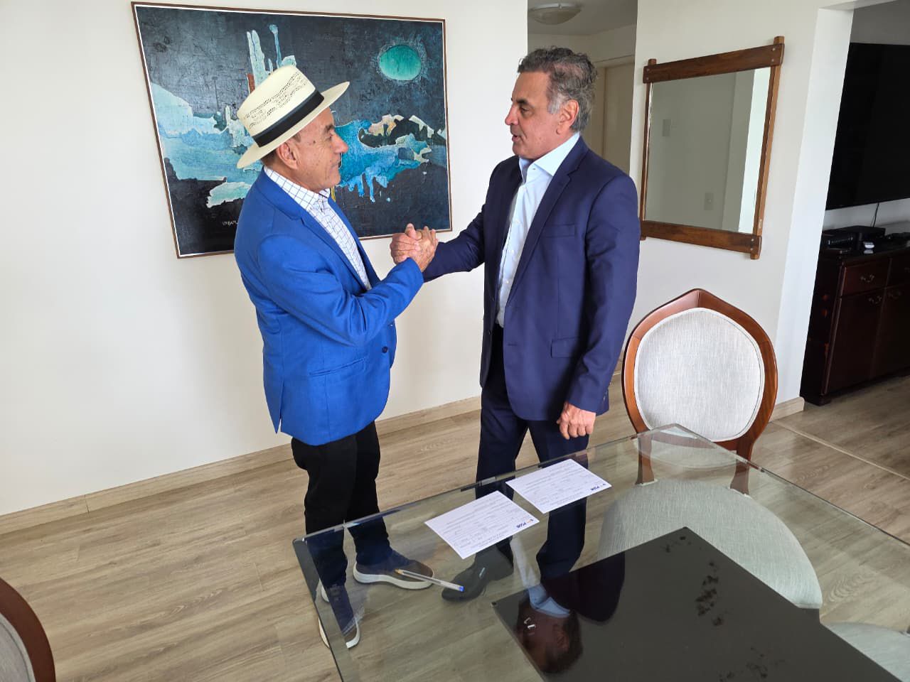 Bocalom retorna ao PSDB e tem filiação abonada por Aécio Neves: “Vamos fazer história”