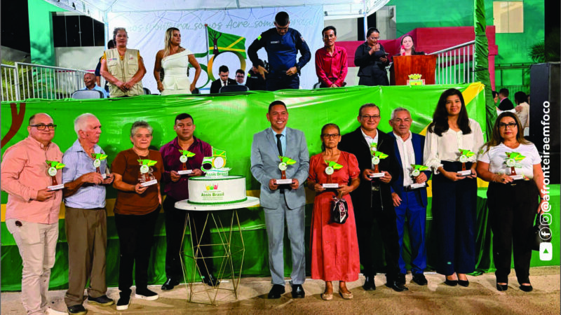 Assis Brasil comemora 50 anos de emancipação política com grande desfile cívico e homenagens