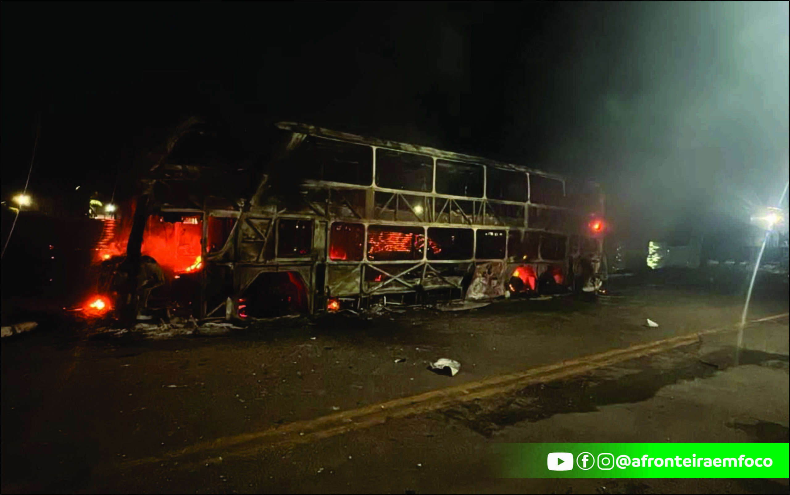 Jovem é preso após incendiar moto, carro e ônibus avaliado em R$ 2 milhões em Assis Brasil
